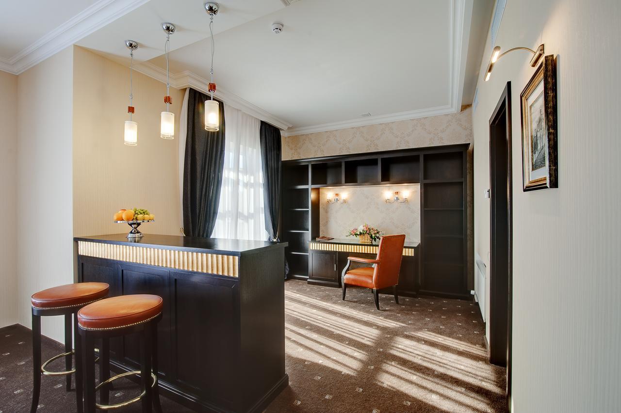 Optima Collection Troitska Hotel Dnyipropetrovszk Kültér fotó